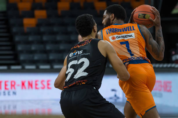 不仅有着精 不仅有着精