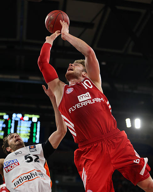 在经过紧急 在经过紧急