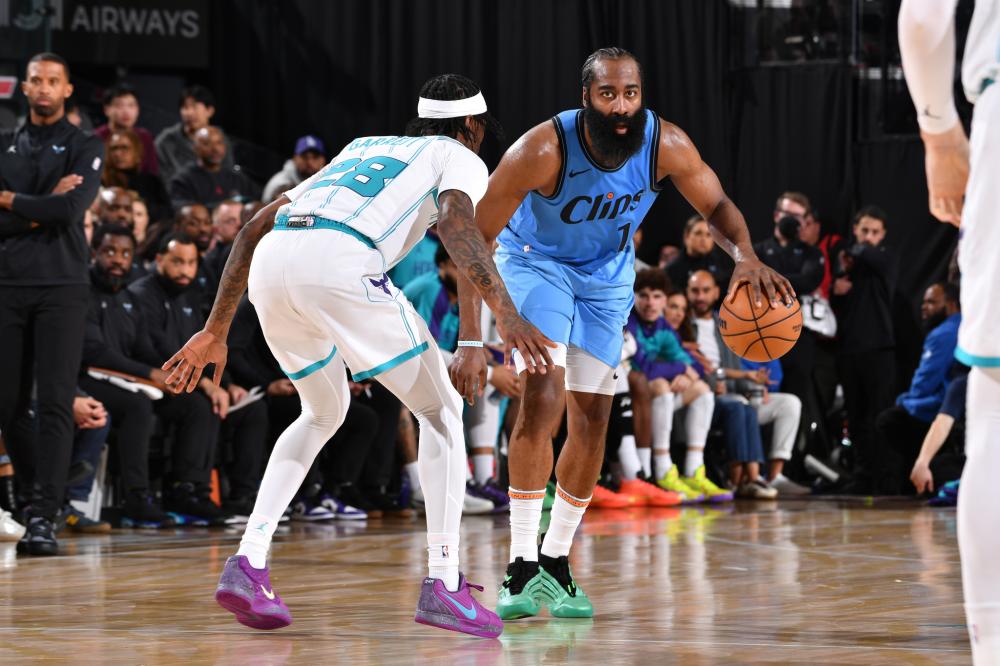 事愈发激烈 事愈发激烈