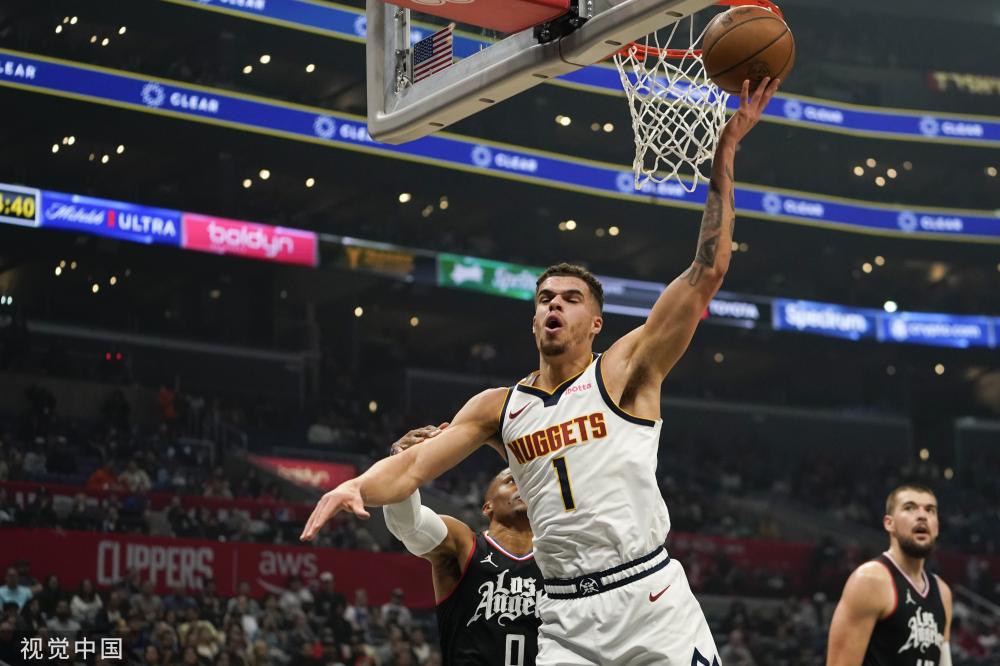 他通过不断 他通过不断